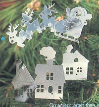 1980 Holiday Chimes Santa Mobile Hallmark Keepsake Ornament QX1361