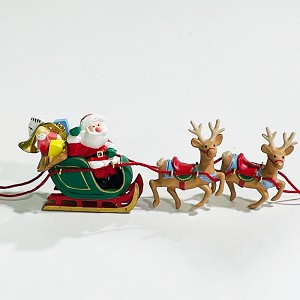 1986 Santa and His Reindeer Hallmark Keepsake Ornament 975QXO4406