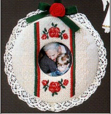 1987 Special Memories Cloth Photo Holder  Hallmark Keepsake Ornament 675QX4647