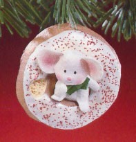 1988 Midnight Snack Mouse Hallmark Keepsake Ornament 600QX4104