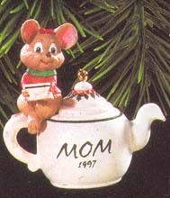 1997 Mom Mouse on Teapot  Hallmark Keepsake Ornament 895QX652-5
