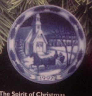 1997 The Spirit Of Christmas-Plate (NB) Hallmark Keepsake Ornament 995QX658-5-2