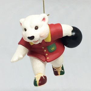 1998 Polar Bowler Hallmark Keepsake Ornament QX6746