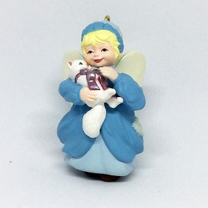 1998 Guardian Friend Angel Hallmark Keepsake Ornament 895QX6543