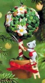 2000 Tending Her Topiary Hallmark Keepsake Ornament 995QX8004
