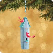 2002 Between Us - Mom Hallmark Keepsake Ornament QP1543