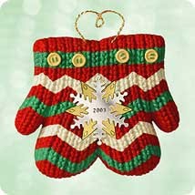 2003 Christmas Tree Gift Clip Hallmark Keepsake Ornament QXG8637