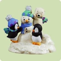 2004 Anything For A Friend Penguins Hallmark Keepsake Ornament 1495QXG5511