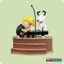 2004 Snoopy Love to Dance Peanuts *Magic  Hallmark Keepsake Ornament 2400QXI4114-2
