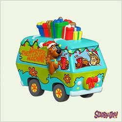 2005 Scooby Doo - Speak!     Hallmark Keepsake Ornament 1695QXI890-5