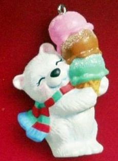 2005 Triple Dippin Hallmark Keepsake Ornament WD3532