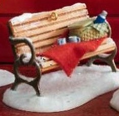 2007 Winter Park Cozy Bench Hallmark Keepsake Ornament QP1227