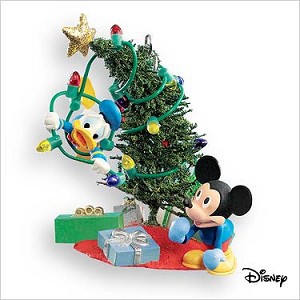 2007 Trimming the Tree Mickey & Donald Hallmark Keepsake Ornament QXD4219
