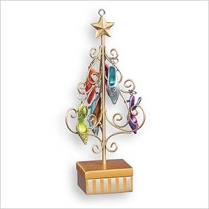2007 Shoe Tree Hallmark Keepsake Ornament QXG2179