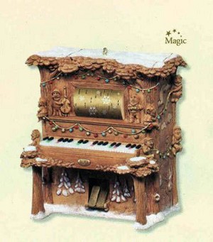 2007 Merry Music for Santa Piano *Magic Hallmark Keepsake Ornament QXG7229
