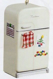2007 Holiday Fridge *Magic Hallmark Keepsake Ornament QXG7549
