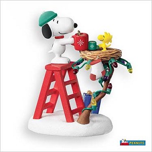 2007 Peanuts To a Job Well-done Hallmark Keepsake Ornament QXI4307