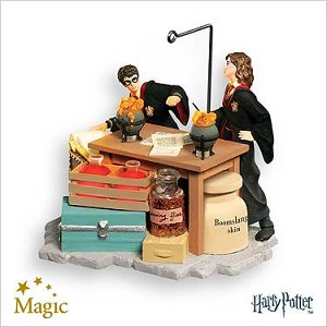 2007 Harry Potter Cauldron Trouble *Magic Hallmark Keepsake Ornament QXI4359