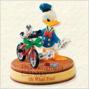 2008 Oh What Fun! Donald Duck Hallmark Keepsake Ornament QXD4074