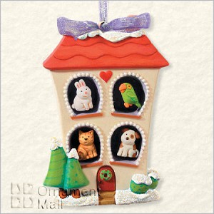 2008 Home is Where the Pets Are Hallmark Keepsake Ornament QXG6174