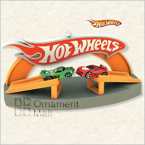 2008 Hot Wheels A Smashin' Good Time Hallmark Keepsake Ornament QXI2124