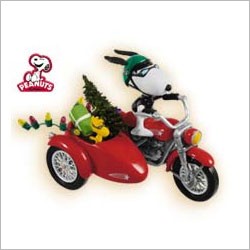 2009 Peanuts Snoopy Zipping Through the Snow Club  Hallmark Keepsake Ornament 2009Club6