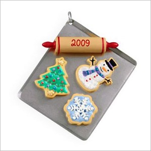 2009 Season's Treatings 1st Hallmark Keepsake Ornament QX8242