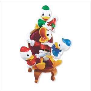 2009 Wise to the Disguise Donald Duck Hallmark Keepsake Ornament QXD2025