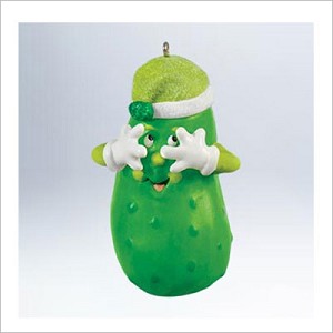 2011 Hide n Seek Pickle *Magic Hallmark Keepsake Ornament QXG7306RI