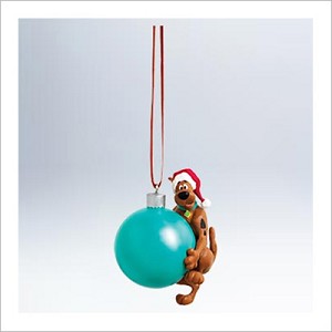 2011 Scooby Doo Decorator Scooby Hallmark Keepsake Ornament QXI2407