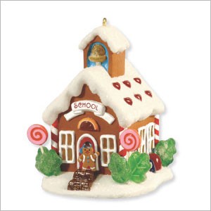 2012 Noelville 7th Schoolhouse Hallmark Keepsake Ornament qx8014