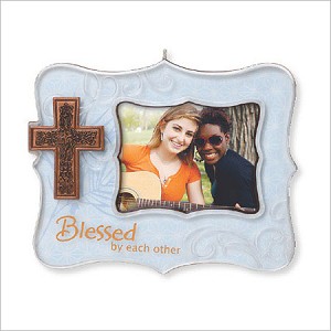 2012 Blessed by Each Other Photo Holder Hallmark Keepsake Ornament qxg4611