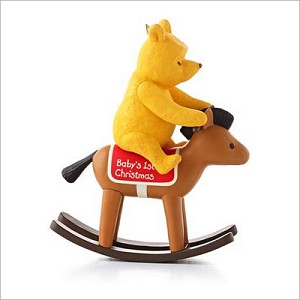 2013 Winnie the Pooh Baby's First Christmas Hallmark Keepsake Ornament QXD6002