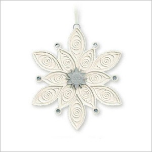 2013 Dated Snowflake Hallmark Keepsake Ornament QXG1375