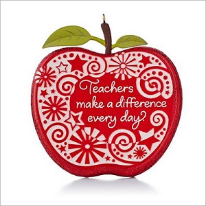2013 Teacher Apple Hallmark Keepsake Ornament QXG1495