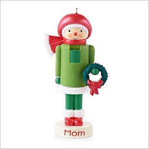 2013 Merry Mom Hallmark Keepsake Ornament QXG1932