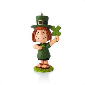 2013 Peanuts Monthly Series 8th Peppermint Patty St. Patty's Day Hallmark Keepsake Ornament QX9835