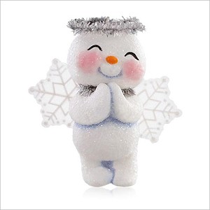 2015 Little Snow Angel Hallmark Keepsake Ornament QGO1507