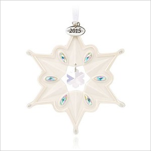 2015 Dated Snowflake Hallmark Keepsake Ornament QGO1567