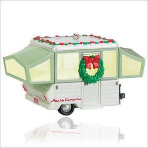 2015 Happy Campers Hallmark Keepsake Ornament QGO1669