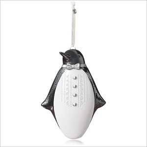 2015 Premium Black Tie Hallmark Keepsake Ornament QGO1759