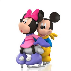 2015 Mickey and Minnie Skating It Takes Two Hallmark Keepsake Ornament QXD6109