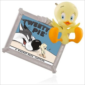 2015 Looney Tunes Tweety Pie Hallmark Keepsake Ornament QXI2109
