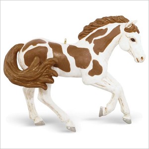 2016 American Paint Horse Hallmark Keepsake Ornament qgo1301