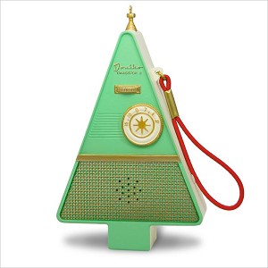 2018 Wonderful Christmastime Radio Tree *Magic Hallmark Keepsake Ornament QGO2066