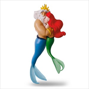 2018 The Little Mermaid Ariel and King Triton Hallmark Keepsake Ornament QXD6296