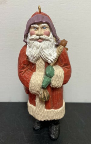 1986 Old-Fashioned Santa Folk Art Look Hallmark Keepsake Ornament 1275QXO4403