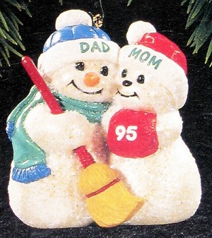 1995 Mom and Dad Snowmen Hallmark Keepsake Ornament QX5657