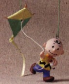 1998 Going Up? Charlie Brown Spring/Easter Hallmark Ornament at Ornament Mall