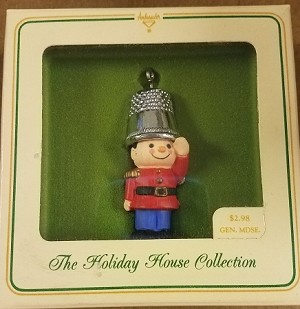 1979 Ambassador Thimble Soldier Hallmark Keepsake Ornament QX40G